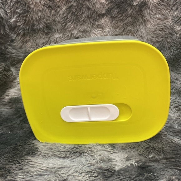 Tupperware Fridge Smart Container - Small Deep - Picture 3 of 16